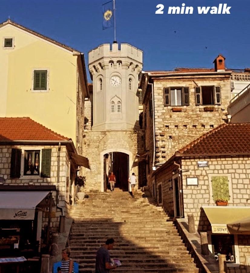 Apartamento Napjacu With Own Parking And Garden Herceg Novi Exterior foto