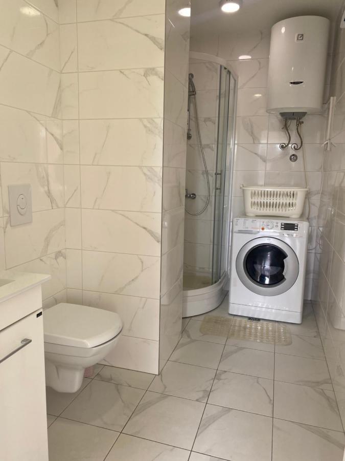 Apartamento Napjacu With Own Parking And Garden Herceg Novi Exterior foto